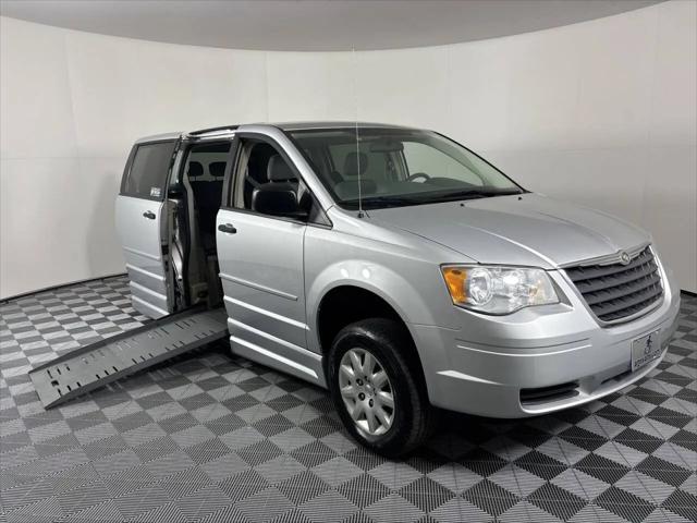 2008 Chrysler Town & Country LX for sale in Phoenix, AZ