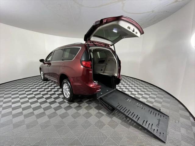 2020 Chrysler Pacifica Touring L for sale in Phoenix, AZ