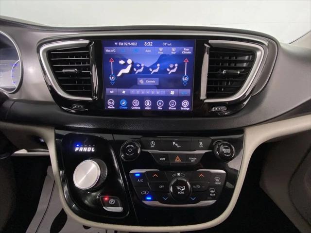 2020 Chrysler Pacifica Touring L