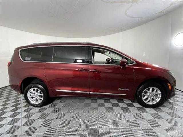 2020 Chrysler Pacifica Touring L