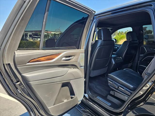 2023 Cadillac Escalade 2WD Premium Luxury