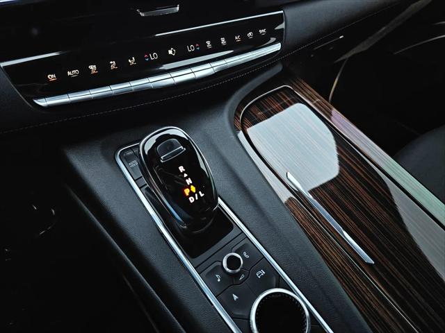 2023 Cadillac Escalade 2WD Premium Luxury