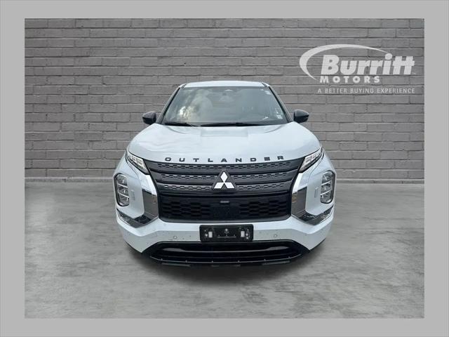 2023 Mitsubishi Outlander SE 2.5 S-AWC for sale in Oswego, NY