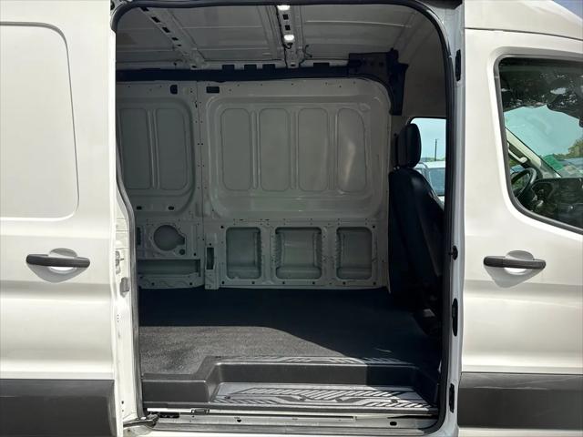 2023 Ford Transit Cargo Van T-250