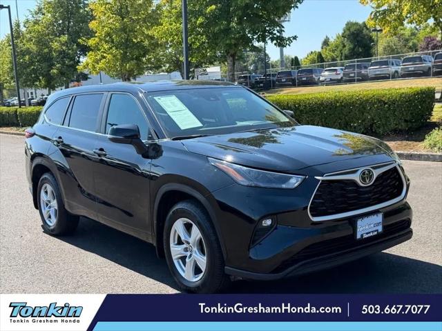 2024 Toyota Highlander LE for sale in Troutdale, OR