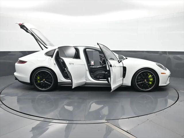 2019 Porsche Panamera E-Hybrid Turbo S