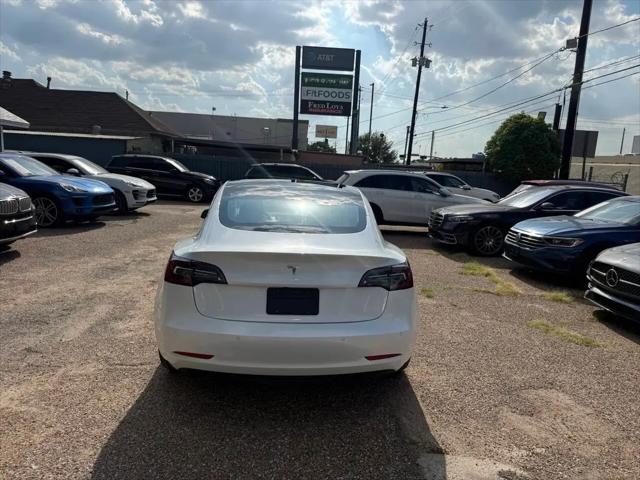 2021 Tesla Model 3 Standard Range Plus Rear-Wheel Drive