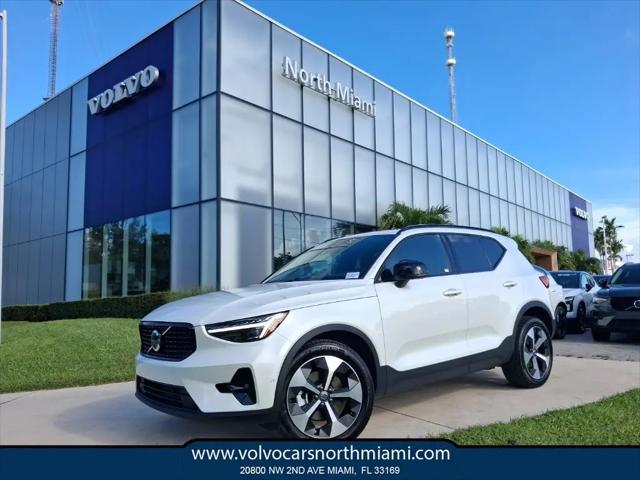 2026 Volvo XC40 Plus, B5 AWD Gas (mild hybrid), Dark for sale in Miami, FL