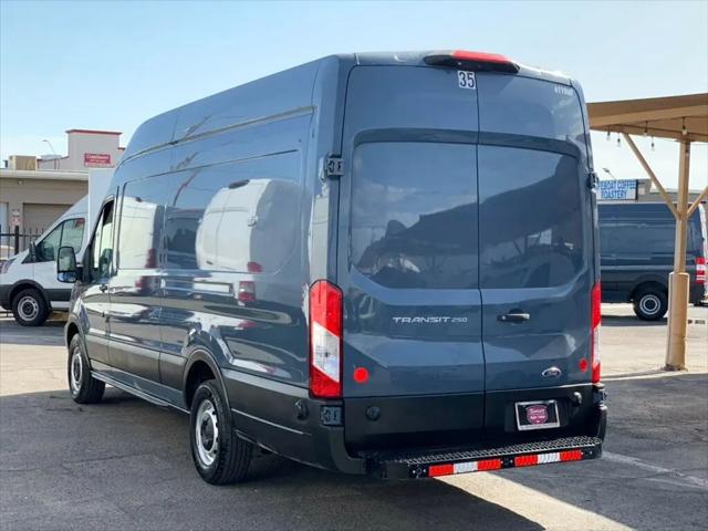 2019 Ford Transit T-250
