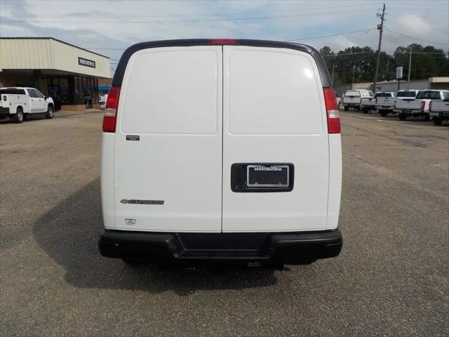 2020 Chevrolet Express Cargo Van RWD 2500 Extended Wheelbase WT