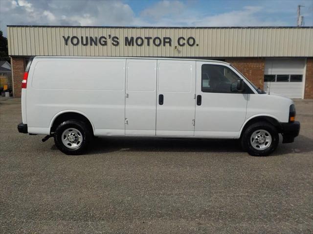 2020 Chevrolet Express Cargo Van RWD 2500 Extended Wheelbase WT