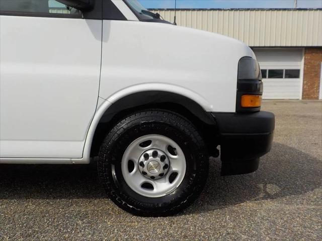2020 Chevrolet Express Cargo Van RWD 2500 Extended Wheelbase WT