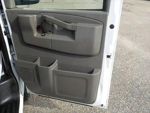 2020 Chevrolet Express Cargo Van RWD 2500 Extended Wheelbase WT