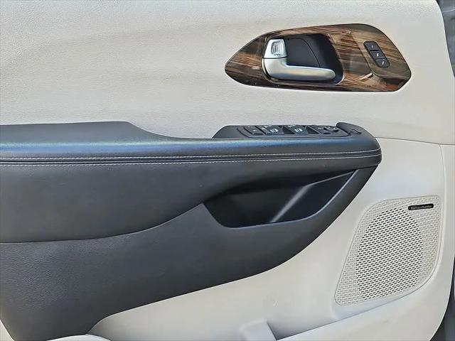 2021 Chrysler Pacifica Limited AWD
