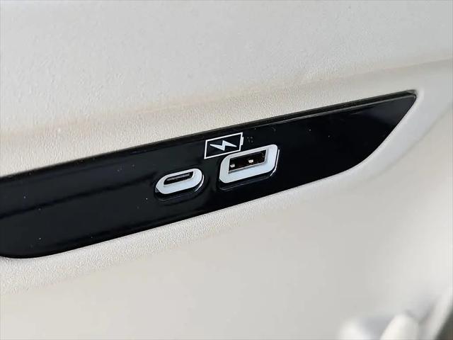 2021 Chrysler Pacifica Limited AWD