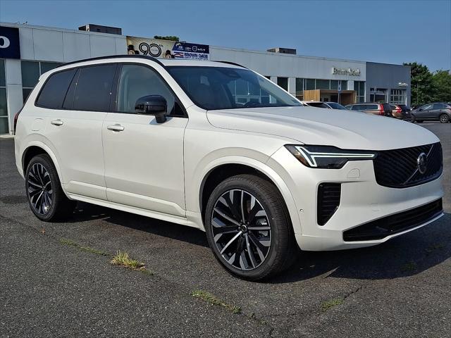 2026 Volvo XC90 Ultra Dark Theme, B6 AWD Gas (mild hybrid), Gasoline, 7 Seats for sale in Nazareth, PA