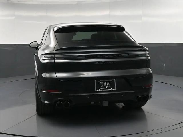 2025 Porsche Cayenne GTS