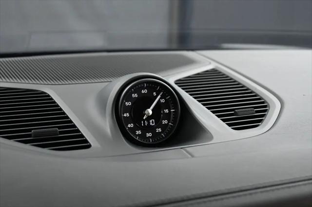 2025 Porsche Cayenne GTS