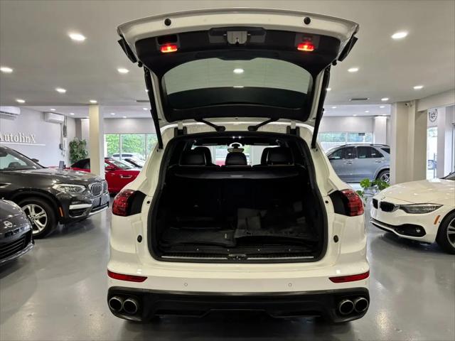 2017 Porsche Cayenne S