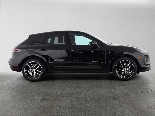 2024 Porsche Macan AWD
