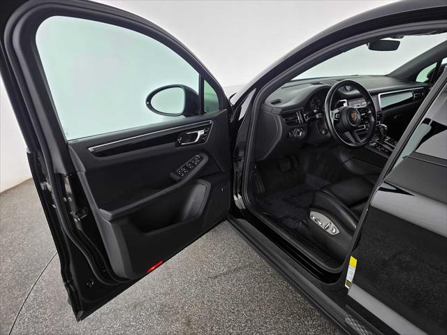 2024 Porsche Macan AWD