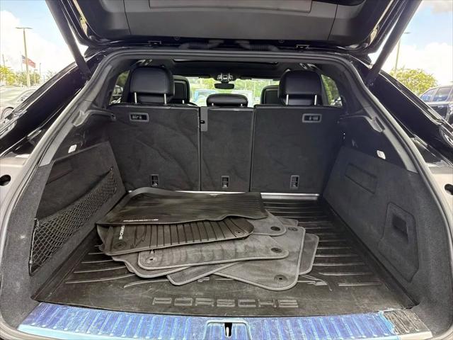 2023 Porsche Cayenne Cayenne