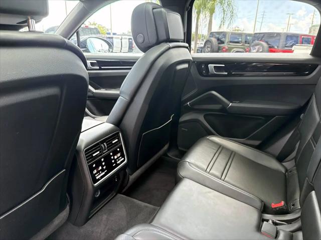 2023 Porsche Cayenne Cayenne