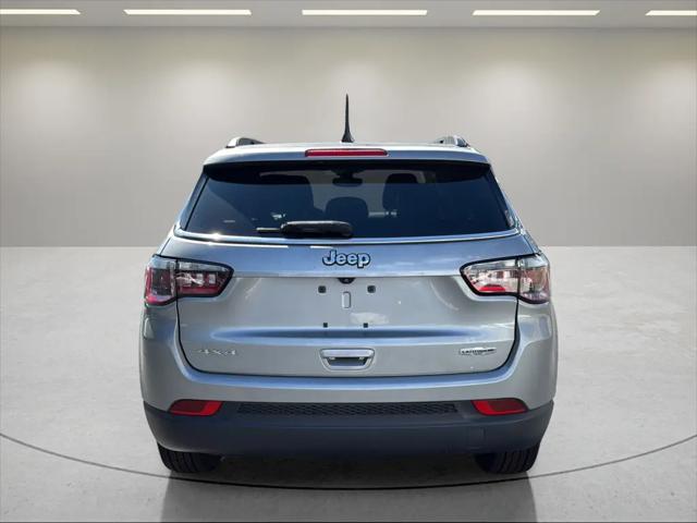 2022 Jeep Compass Latitude Lux 4x4