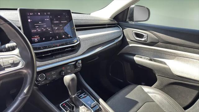 2022 Jeep Compass Latitude Lux 4x4