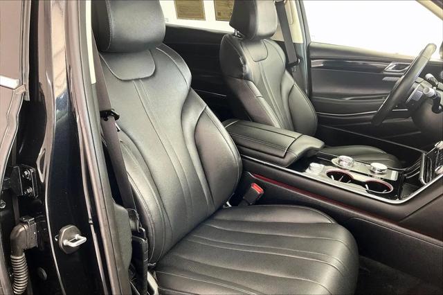2025 Genesis GV80 2.5T Standard AWD