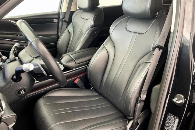 2025 Genesis GV80 2.5T Standard AWD