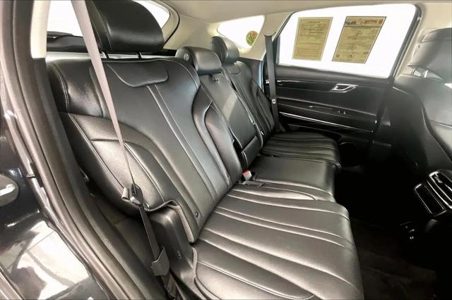 2025 Genesis GV80 2.5T Standard AWD