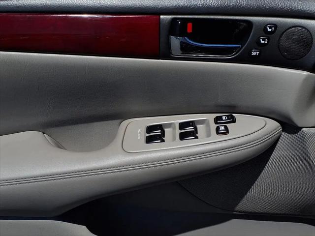 2004 Lexus ES 330 ES 330
