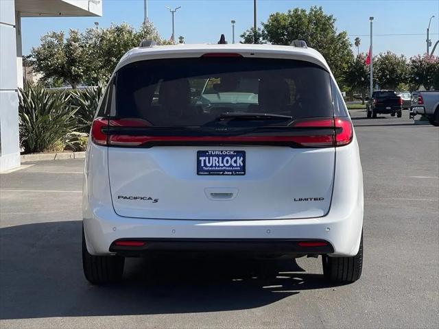 2025 Chrysler Pacifica Limited