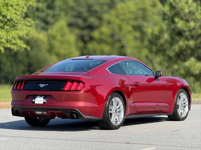 2017 Ford Mustang EcoBoost