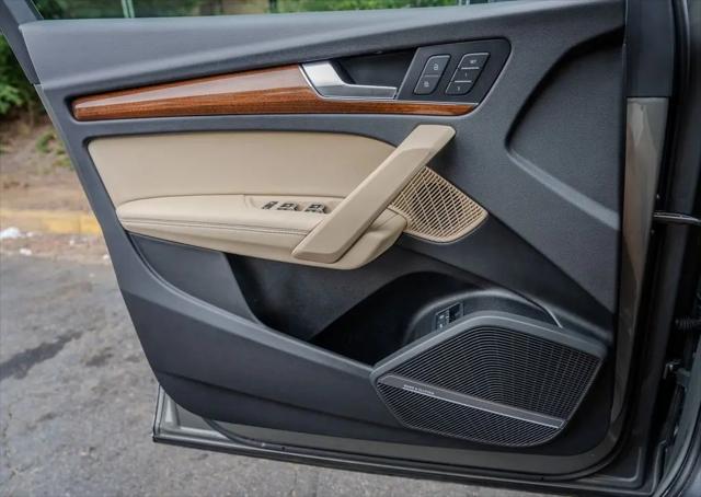 2023 Audi Q5 Premium Plus 55 TFSI e S line quattro S tronic