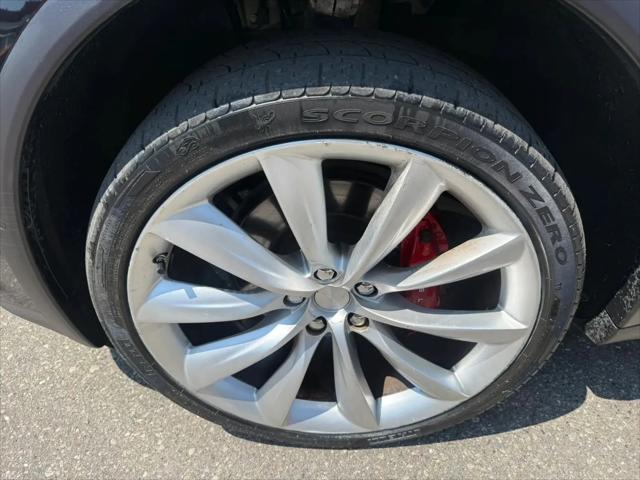 2016 Tesla Model X P90D