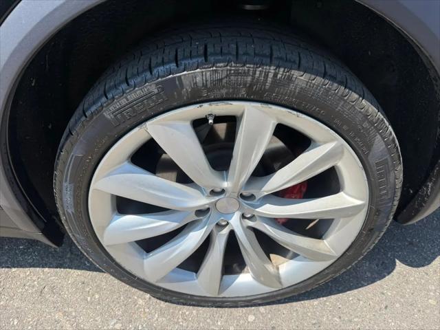 2016 Tesla Model X P90D