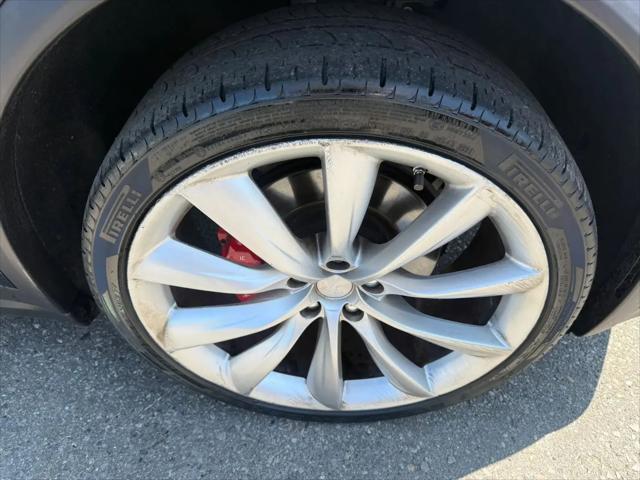 2016 Tesla Model X P90D