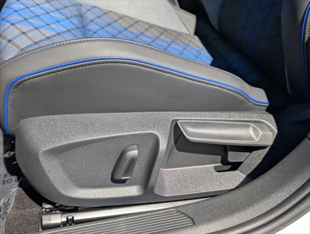 2026 Volkswagen Golf R Base
