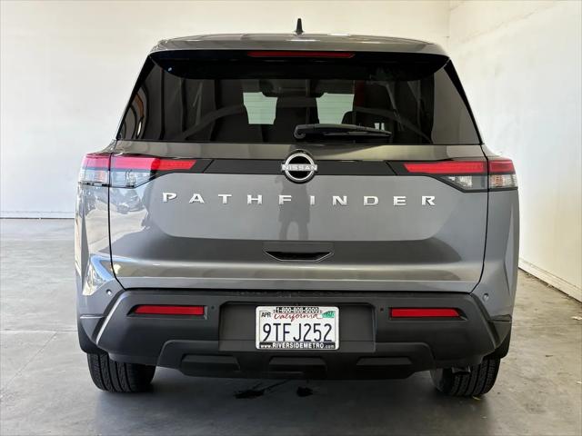 2025 Nissan Pathfinder S FWD