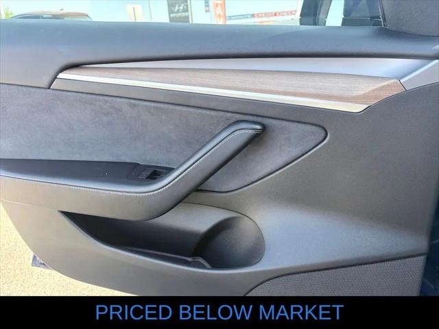 2022 Tesla Model 3 Long Range Dual Motor All-Wheel Drive