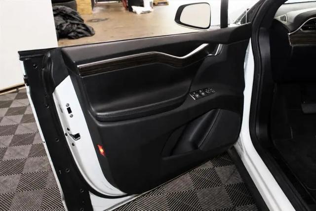 2016 Tesla Model X 90D