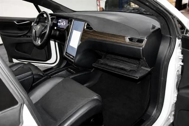 2016 Tesla Model X 90D