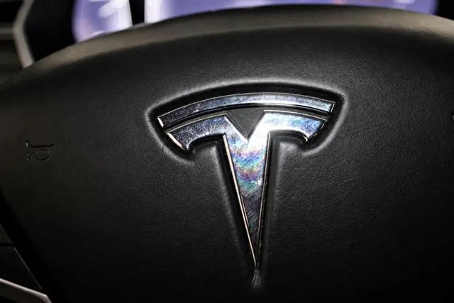2016 Tesla Model X 90D