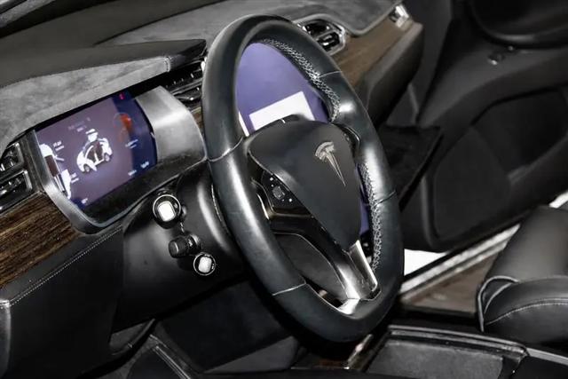 2016 Tesla Model X 90D