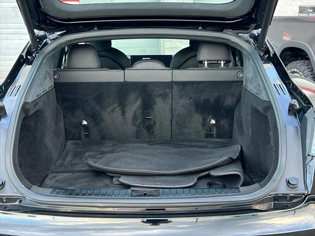 2022 Tesla Model S Plaid Tri Motor All-Wheel Drive