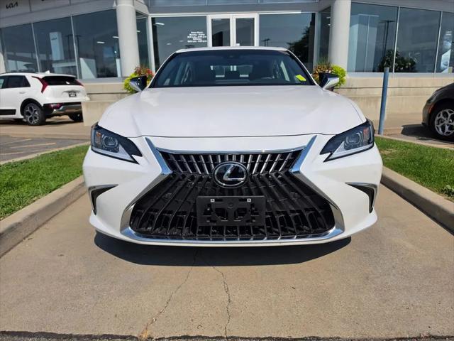 2024 Lexus ES 300h ES 300h