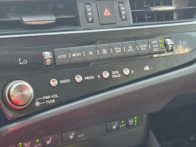 2024 Lexus ES 300h ES 300h