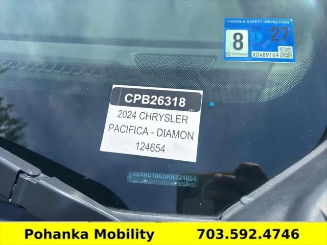 2024 Chrysler Pacifica Touring L